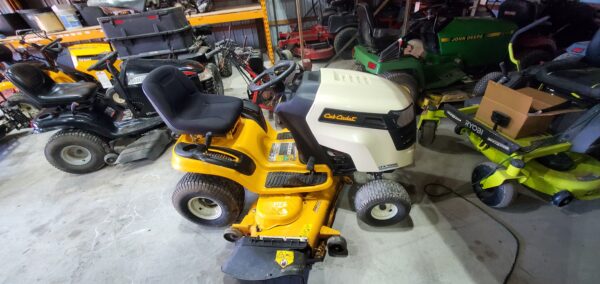 CUB CADET LXT1050